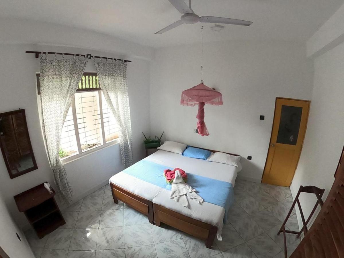Happy Tuna Guesthouse 히카두와 외부 사진