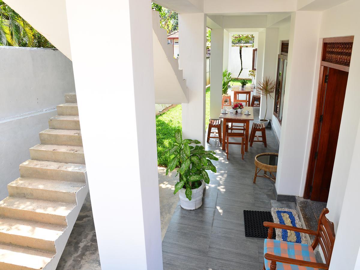 Happy Tuna Guesthouse 히카두와 외부 사진