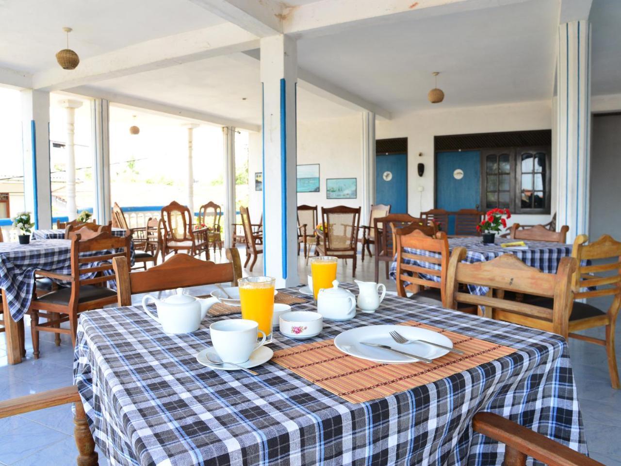 Happy Tuna Guesthouse 히카두와 외부 사진
